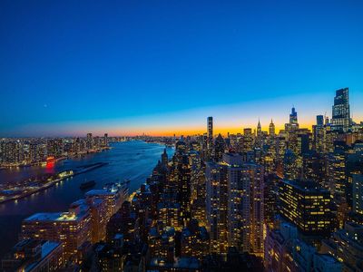 430 E 58th St APT 50B