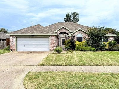 908 Busby Dr