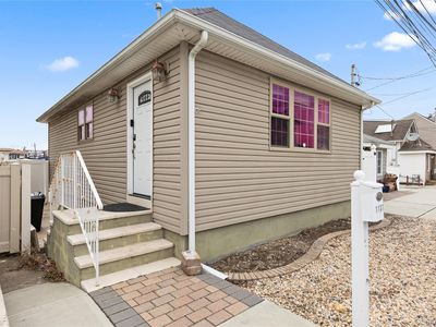 1137 Washington Place