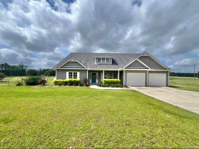 8 Conifer Dr