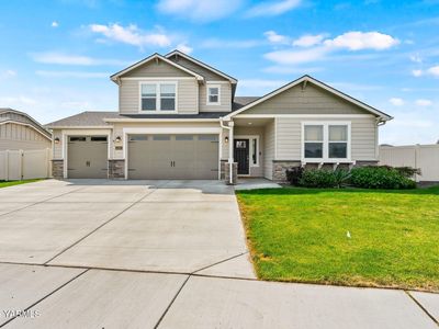 6305 Cottonwood Loop