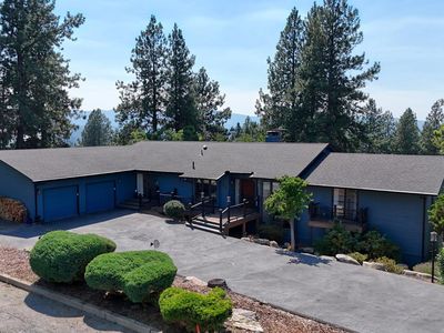 2306 S Carnine Ct