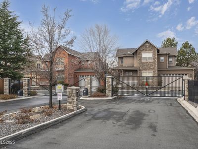 985 Floral Ridge Way