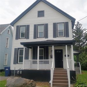 1017 Willis Ave