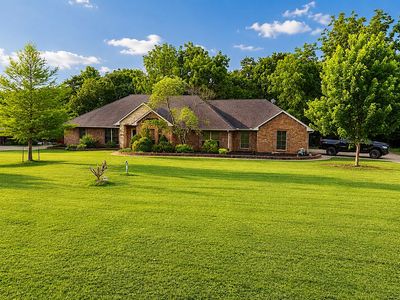 Property at 1690 Deerwood Trl, Edmond, OK