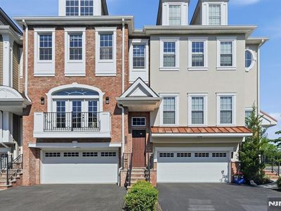 202 Brandon Ct