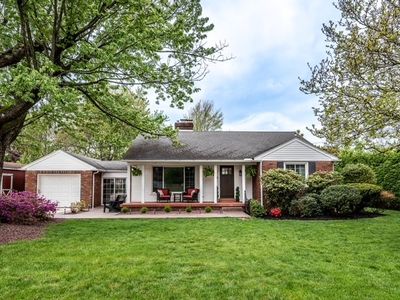 107 Cedar Rd