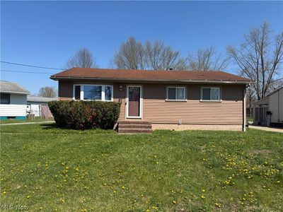 Property at 2860 Linda Dr NW, Warren, OH