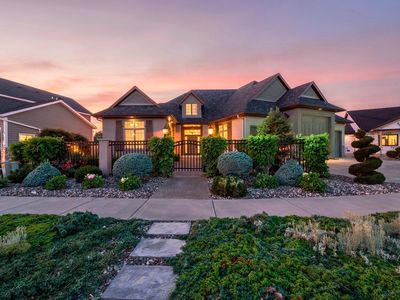 4999 Chalet Ct