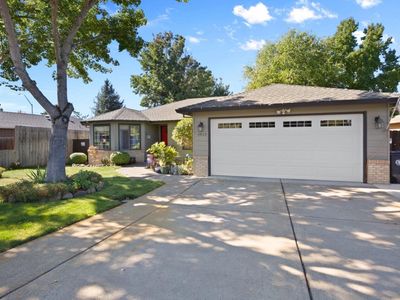 1813 Cascadia Cir