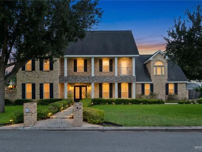 2312 Woodland Dr