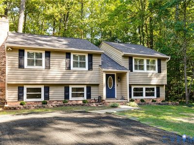13303 Thornridge Ln