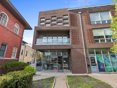 2140 W North Ave APT 2