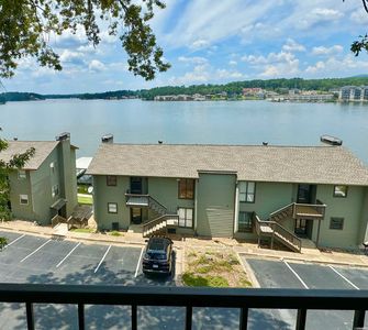 120 Catalina Cir APT 1B