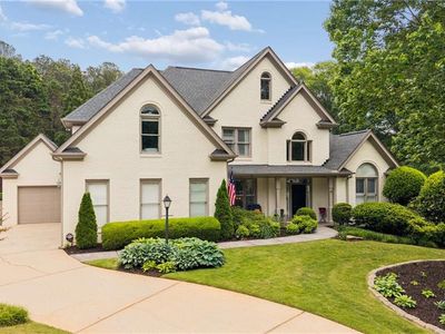 605 Crimsonwood Ct