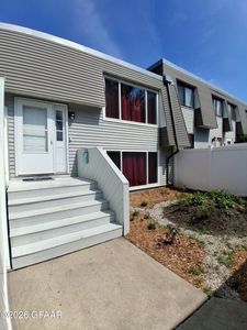 Property at 910 N 39th St, Grand Forks, ND