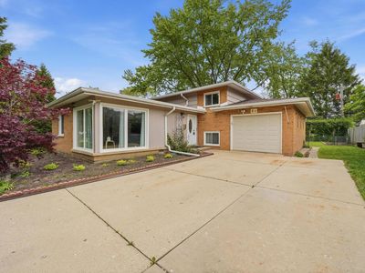 5 S Waterman Ave