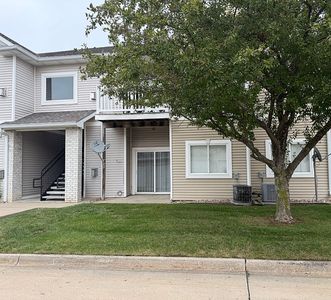 Property at 8601 Westown Pkwy Unit 19105, West Des Moines, IA