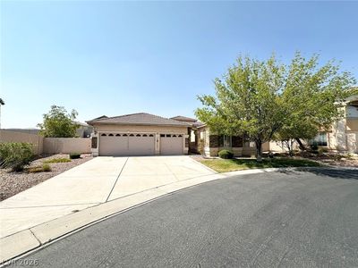 637 Orbiter Ln