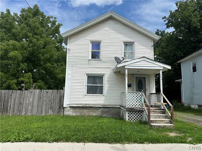 106 W North St