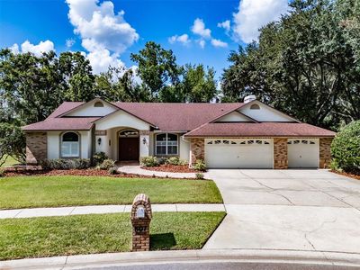 507 Surrey Ln