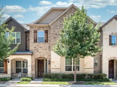 852 Rohan Dr