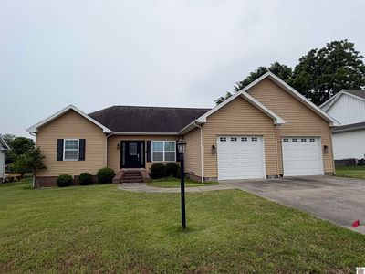 1010 Red Pine Cir