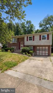 16605 Village Dr W