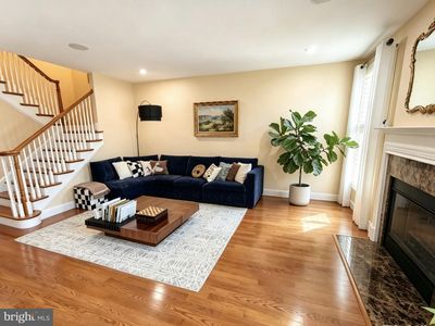 562 Farmdale Cir
