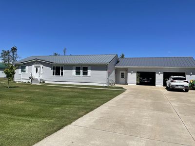 111 Pinecrest Dr