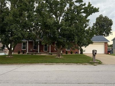 Property at 52 Sherwood Estates Ln, Hannibal, MO