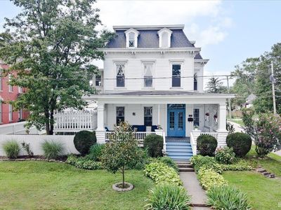 428 W Market St