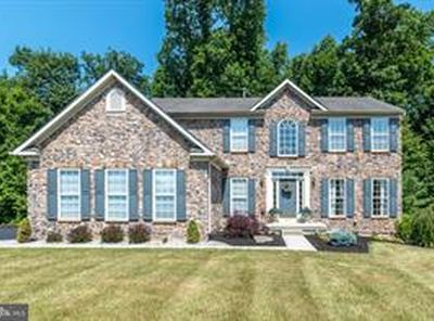 1876 Sycamore Dr