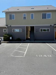 1249 Iowa St