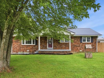 130 White Rd