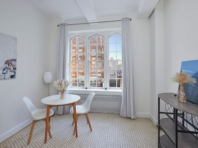 52 E 78th St APT 8B