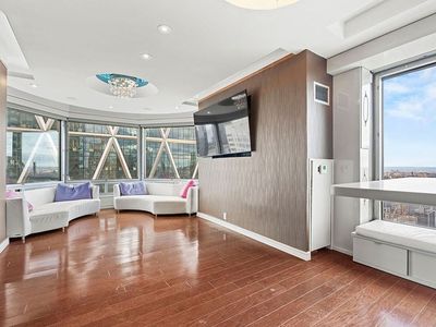 301 W 57th St APT 39E