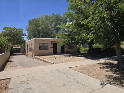 207 Cornell Dr SE