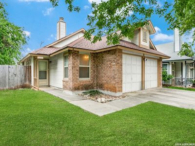 3310 STONEY SQ