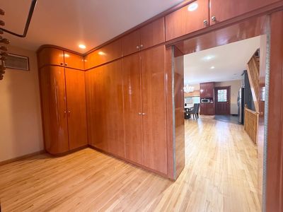 3979 Nostrand Ave