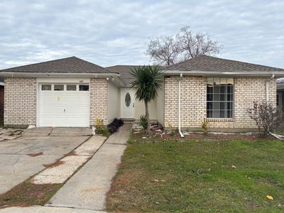 3293 Chateau Blvd