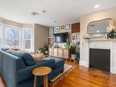 18 Lawrence St #3