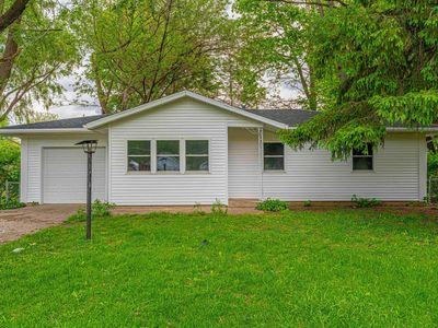 212 Palmer Ave