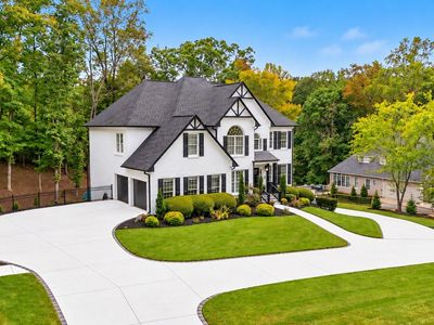 396 Collegiate Dr