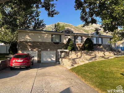 2103 S Mountain Vista Ln