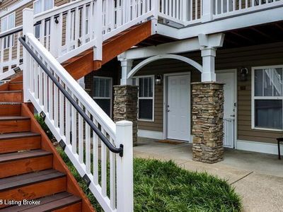 9003 Falcon Crest Ct Unit 104