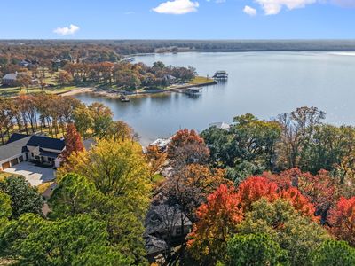 203 Shoreline Dr