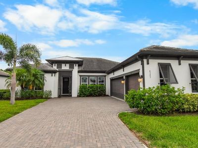 6325 Rivo Lakes Blvd
