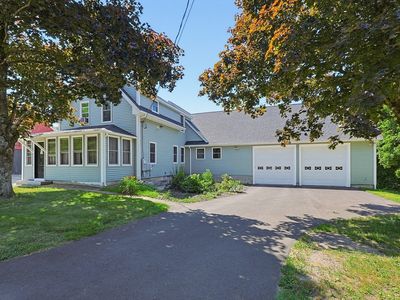 85 Fisher St