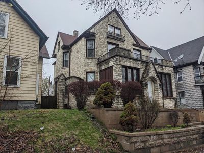 743 South 24th STREET